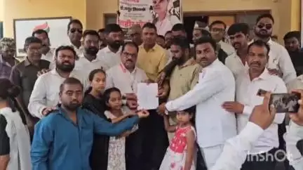 कोपरगाव: ब्राह्मणगाव विवाहितेच्या मृत्यूस कारणीभूत ठरणाऱ्या डॉक्टरवर गुन्हादाखल करा, आंबेडकर समाजाचा तहसीलवर मोर्चा