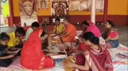नानपारा: नानपारा नगर के विभिन्न स्थानों पर ज्येष्ठ माह के अंतिम बड़े मंगलवार को भंडारा एवं प्रसाद वितरण का हुआ आयोजन