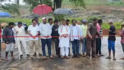 ପଟ୍ଟାଙ୍ଗୀ: ଚାଟୁଆ ଠାରେ ନୂତନ ରାସ୍ତାର ଶୁଭଉଦଘାଟନ କଲେ ବିଧାୟକ