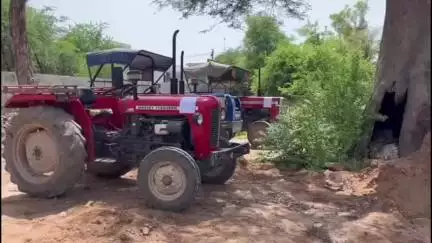 भुसावर: वन विभाग की टीम ने उमरेड़ के गांव खैर्रा में दबिश देकर अवैध खनन के मामले में 3 ट्रैक्टर किए जब्त