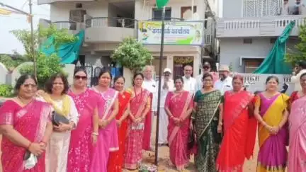तुमसर: शहरातील राष्ट्रवादी जनसंपर्क कार्यालय येथे राष्ट्रवादी काँग्रेस पक्षाचा २६ वा वर्धापन दिन साजरा