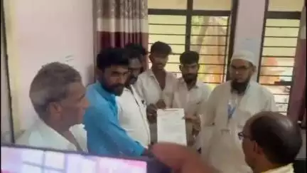माजलगाव: घरकुलधारकांसाठी वाळू पुरवठा टेंडर तात्काळ सुरू करा, नागरिकांचे माजलगाव तहसीलदारांना निवेदन