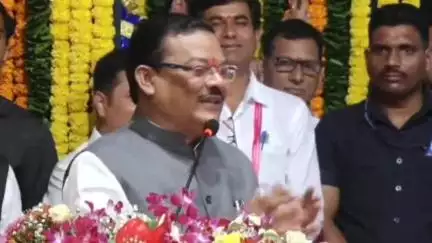 सामाजिक न्याय विभागाच्या पुरस्काराच्या मानधनात वाढ करावी; पालकमंत्री संजय शिरसाट यांची मुंबईत मुख्यमंत्र्यांकडे मागणी