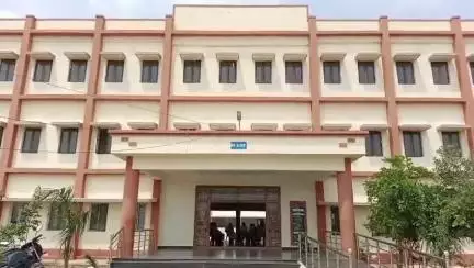 శింగనమల: కొర్రపాడు గ్రామంలో ఈ నెల 11వ తేదీన జాబు మేళా నిర్వహిస్తున్నట్లు ఎమ్మెల్యే బండారు శ్రావణి వెల్లడి