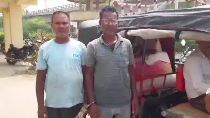 पुपरी: पुपरी शहर के बैल हाट में पुपरी पुलिस ने नशापान करने के मामले में 5 लोगों को किया गिरफ्तार