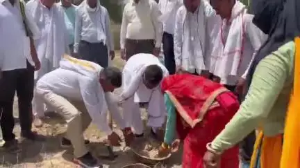 बसवा: बांदीकुई में 7 ग्राम पंचायतों में एनीकट का लोकार्पण ग्रामीणों ने किया श्रमदान, विधायक ने कहा जल सरंक्षण को मिलेगा बढ़ावा