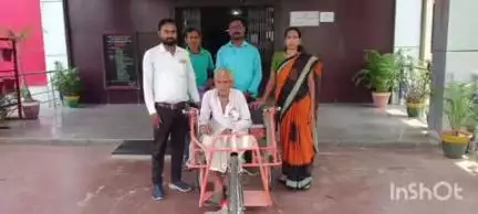 सूरजपुर: जिला पंचायत सूरजपुर में समाज कल्याण विभाग द्वारा ट्राई साइकिल एवं श्रवण यंत्र किया गया प्रदाय