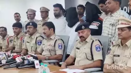 రాజేంద్రనగర్: రాజేంద్ర నగర్ పోలీస్ స్టేషన్ పరిధిలో  హత్య కేసును చేదించిన పోలీసులు