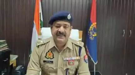 मंझनपुर: एसपी ने सिराथू सीओ अवधेश विश्कर्मा का चायल किया ट्रांसफर, मंझनपुर ऑफिस से सिराथू का भार दिया गया