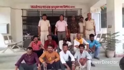 कहरा: उत्पाद पुलिस ने छापेमारी कर 9 शराबियों को किया गिरफ्तार, सहरसा कोर्ट में पेश कर आगे की कार्रवाई में जुटी
