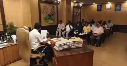 ତାଳଚେର ସଦର: ଜିଲ୍ଲାପାଳଙ୍କ କାର୍ଯ୍ୟାଳୟ ପରିସରରେ ବିକାଶ ମେଳାକୁ ନେଇ ଏକ ବୈଠକ ଅନୁଷ୍ଠିତ