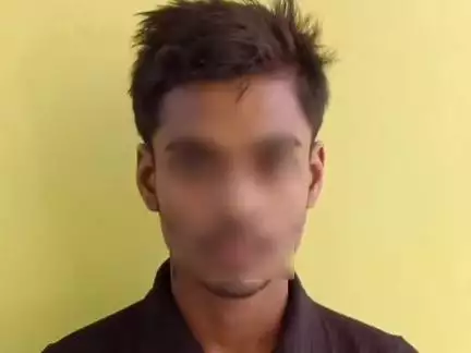 মিনাখাঁ: বিয়ের প্রতিশ্রুতি দিয়ে সহবাসের অভিযোগে মিনাখাঁ থানা এলাকা থেকে গ্রেপ্তার যুবক, পেশ আদালতে