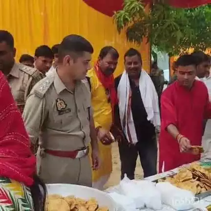 ऊंचाहार: ऊंचाहार कोतवाली समेत विभिन्न स्थानों पर ज्येष्ठ माह के अंतिम मंगलवार को हुआ भंडारे का आयोजन