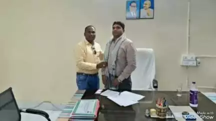 ଲକ୍ଷ୍ମୀପୁର: ନାରାୟଣପାଟଣା ବ୍ଲକ କାର୍ଯ୍ୟାଳୟ ଯୋଗ ଦେଲେ ନୂତନ ବିଡିଓ,ସମ୍ବର୍ଦ୍ଧନା କଲେ ବ୍ଲକ ଅଧ୍ୟକ୍ଷ