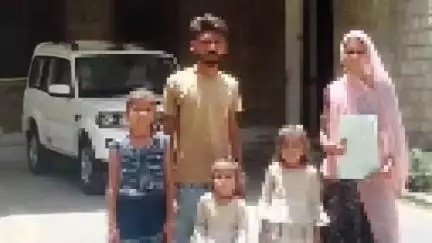 बड़ी सादड़ी: मंगलवाड़ क्षेत्र में नाबालिक के साथ छेड़छाड़ के आरोपियों को सजा दिलाने की मांग को लेकर एसपी को दिया ज्ञापन