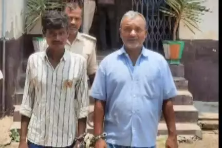 हलसी: हलसी थाना पुलिस ने खुरियारी गांव से 2 लोगों को नशे की हालत में किया गिरफ्तार