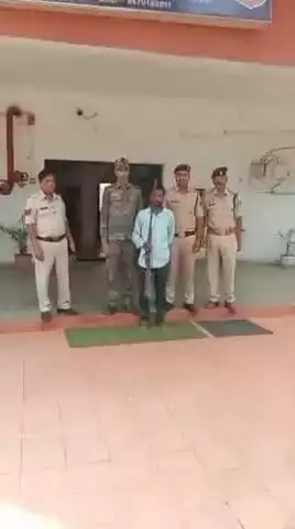 सामरी कुसमी: ग्राम त्रिपुरी बरीपाठ में अवैध भरमार बंदूक के साथ कुसमी पुलिस ने एक आरोपी को किया गिरफ्तार