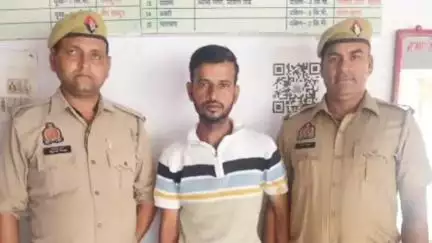 शिकोहाबाद: मुस्तफाबाद रोड पर शिकोहाबाद पुलिस ने अवैध तमंचा और जिंदा कारतूस के साथ आसिफ को किया गिरफ्तार