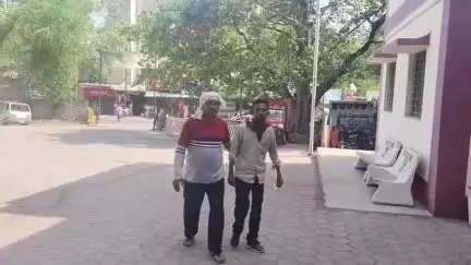 खंडवा नगर: खंडवा: कोतवाली पुलिस ने फरार आरोपी को इंदिरा चौक से किया गिरफ्तार