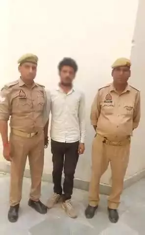 चुनार: सिकंदरपुर के पास से चेकिंग के दौरान 10.5 ग्राम हीरोइन के साथ एक शातिर तस्कर गिरफ्तार