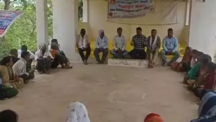 बिछुआ: ग्राम चंद्रिकापुर में पर्यावरण संरक्षण और जल संरक्षण पर ग्रामीणों के साथ संगोष्ठी का आयोजन