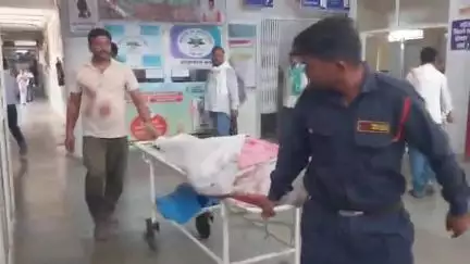 हरदा: इंदौर-बैतूल नेशनल हाईवे पर सड़क हादसे में दो चचेरे भाइयों की मौत, पोस्टमार्टम के बाद शव परिजनों को सौंपा