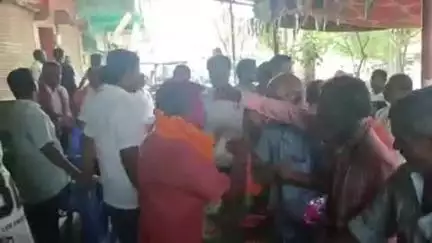 रजौन: बिहारी मंडल बने राजद रजौन के नए प्रखंड अध्यक्ष, राजद कार्यालय रजौन में हुई बैठक