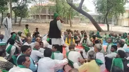 l आज दिनांक 10 6 2025 मासिक बैठक ब्लॉक मोहनलालगंज में भारती किसान यूनियन भानु की जय जवान जय किसान