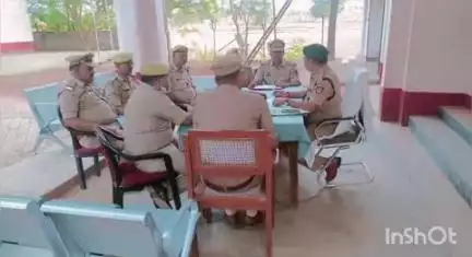 घोरावल: CO सदर ने रायपुर थाने के अर्दली रूम का निरीक्षण किया, संबंधित विवेचकों को त्वरित निस्तारण का दिया निर्देश