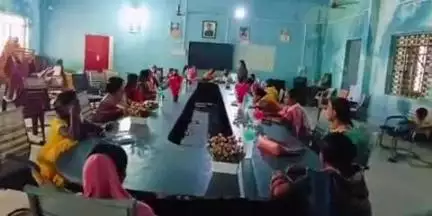 डंडई: प्रखंड कार्यालय में सेतु दीदी चयन परीक्षा संपन्न, ग्रामीण महिलाओं को सशक्त करने की दिशा में एक मजबूत कदम