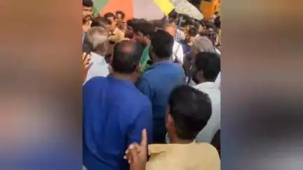 திண்டிவனம்: பேருந்து நிலையம் அருகே அரசு பேருந்து ஓட்டுநரை சரமாரியாக தாக்கிய தனியார் பேருந்து ஓட்டுநர் கைது