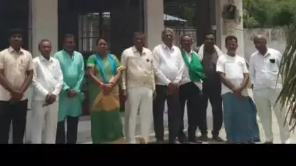 మంథని: ఎన్నికల ముందు ఇచ్చిన హామీలను ప్రభుత్వం వెంటనే అమలు చేయాలని పట్టణంలో సర్వమత ప్రార్థనలు చేసిన తెలంగాణ ఉద్యమకారులు