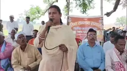 जमुआ: चितरडीह के +2 उत्क्रमित उच्च विद्यालय में प्रतिभा सम्मान समारोह का हुआ आयोजन, जमुआ विधायक रहीं उपस्थित