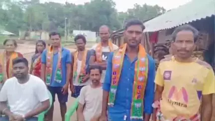 ମୋହନା: ମୋହନା ମଣ୍ଡଳ ବିଜେପି ର ଝାଟିକାସାହି ଗ୍ରାମ ରେ ଅମୃତ କାଳ କାର୍ଯ୍ୟକ୍ରମ।