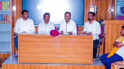 ଗୋପାଳପୁର: କେନ୍ଦ୍ର ଓ ରାଜ୍ୟ ସରକାରଙ୍କ ସଫଳତାକୁ ନେଇ ଗୋଳନ୍ଥରା ଠାରେ ବିଜେପିର ବୈଠକ, ଯୋଗଦେଲେ ମନ୍ତ୍ରୀ ବିଭୁତି ଭୂଷଣ ଜେନା