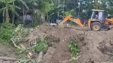 বসিরহাট ১: তেঘোরিয়া এলাকায় অবৈধভাবে পুকুর ভরাটের অভিযোগ #jansamasya