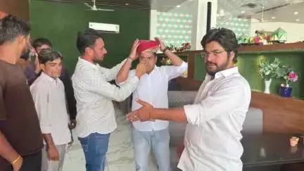 नागौर: कांग्रेस के कार्यकारी जिलाध्यक्ष हनुमान बांगड़ा ने चूरू सांसद राहुल कस्वां का नागौर में किया स्वागत