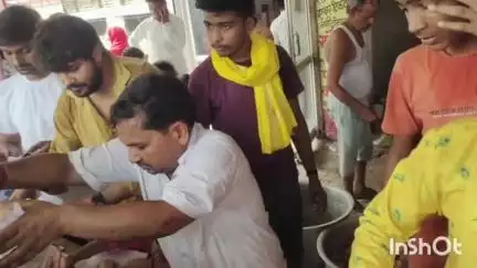 तिलोई: फुरसतगंज में जेठ के आखिरी मंगलवार को गूंजे जयकारे, हुआ भंडारा