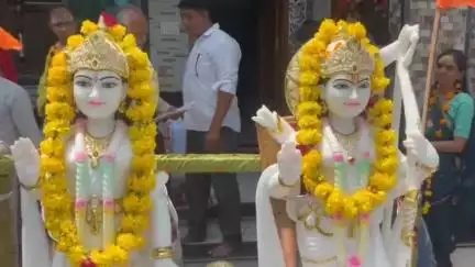આમોદ: આમોદ ના તણછા ગામે રામજી મંદિર ના પ્રાણ પ્રતિષ્ઠા ના ભાગ રૂપે આજ રોજ ભવ્ય શોભાયાત્રા નીકળી હતી