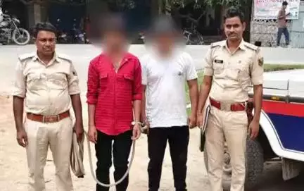 कटिहार जिला के बलरामपुर थानान्तर्गत कुल-14.875  लीटर विदेशी शराब के साथ 02 तस्कर गिरफ्तार I