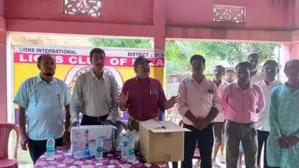 হাইলাকান্দি: লায়ন্স ক্লাব অব লালার উদ্যোগে গাগলাছড়ার কুনকুন বস্তিতে বন্যা পীড়িতদের খোঁজ নিলেন এক প্রতিনিধি দল