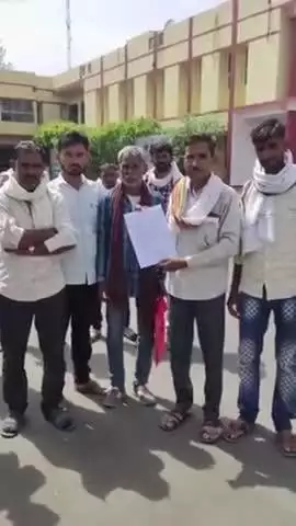 जीरापुर: कुंडालिया के डूब क्षेत्र में तीन साल से अटकी रजिस्ट्रियां, 5 गांवों के लोगों ने कलेक्टर को सौंपा ज्ञापन