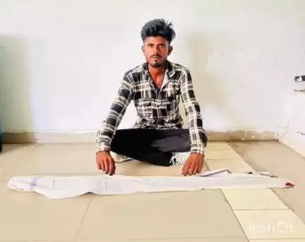 રાધનપુર: સરસ્વતીના અજીમણા ગામેથી ગેરકાયદેસર બંદૂક સાથે શખ્સની અટકાયત