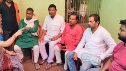 सिमरी बख्तियारपुर: सिमरी बख्तियारपुर में ड्राइवर की हत्या, महागठबंधन के नेताओं ने की आरोपी की गिरफ्तारी की मांग