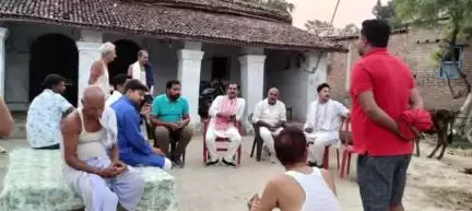 उजियारपुर: उजियारपुर की विभिन्न पंचायतों में भाजपा नेता और जिला बीस सूत्री उपाध्यक्ष द्वारा जनसंपर्क अभियान चलाया गया