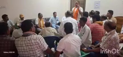 ବୀରମହାରାଜପୁର: କେନ୍ଦ୍ରର 11ବର୍ଷ ଏବଂ ରାଜ୍ୟର1 ବର୍ଷପୂର୍ତ୍ତି ଉପଲକ୍ଷେ  କର୍ମଶାଳା ପାଇଁ ବୀରମହାରାଜପୁର ଡାକବଙ୍ଗଳା ଠାରେ ବିଜେପିର ପ୍ରସ୍ତୁତି ବୈଠକ