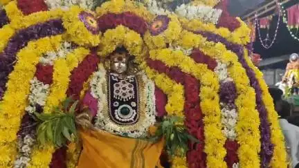 மயிலாடுதுறை: பிரசன்ன சின்ன மாரியம்மன் கோவில் 66 ஆம் ஆண்டு தீமிதி திருவிழா ஆயிரக்கணக்கான பக்தர்கள் வழிபாடு