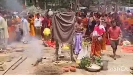 थावे: थावे मंदिर परिसर में पासवान समाज द्वारा कुल देवता की पूजा-अर्चना, तीन दिनों तक चला कार्यक्रम