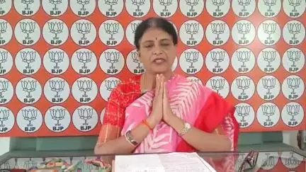 తణుకు: వికసిత్ భారత్ 2047 అమృతకాలం కార్యక్రమం అమలుపై వివరించిన బీజేపీ నాయకురాలు డాక్టర్ ముల్లపూడి రేణుక