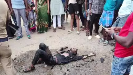 அகஸ்தீஸ்வரம்: கன்னியாகுமரி ரயில் நிலையம் அருகே வாலிபர் தீக்குளித்து தற்கொலை முயற்சி